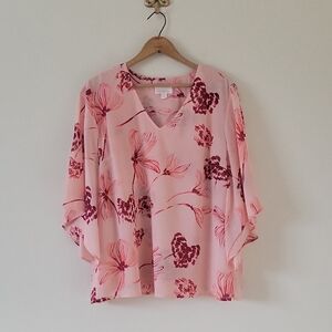 Belle by Kim Gravel Pink Red Floral Bell Sleeve Blouse Size Medium